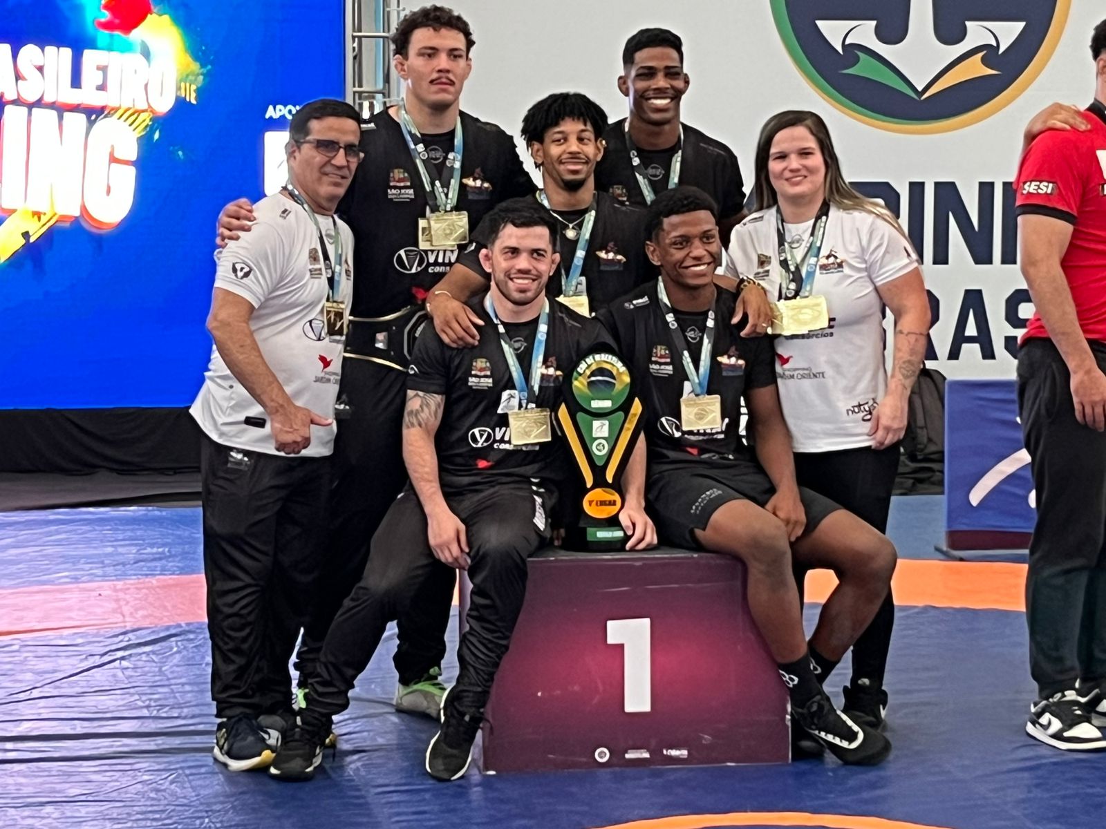 SÃO JOSÉ WRESTLING É CAMPEÃO DO CBI DE WRESTING SENIOR MASCULINO