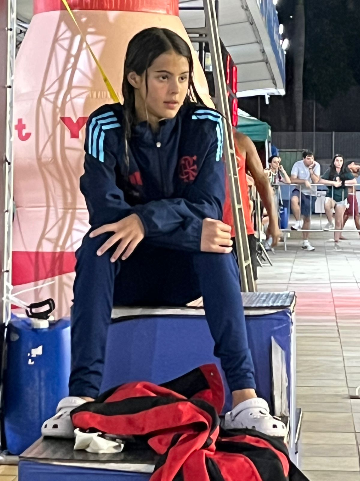 VOA, MENINA