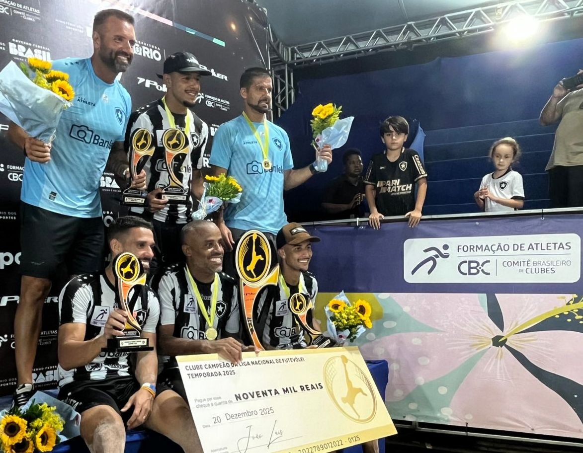 É TEMPO DE BOTAFOGO