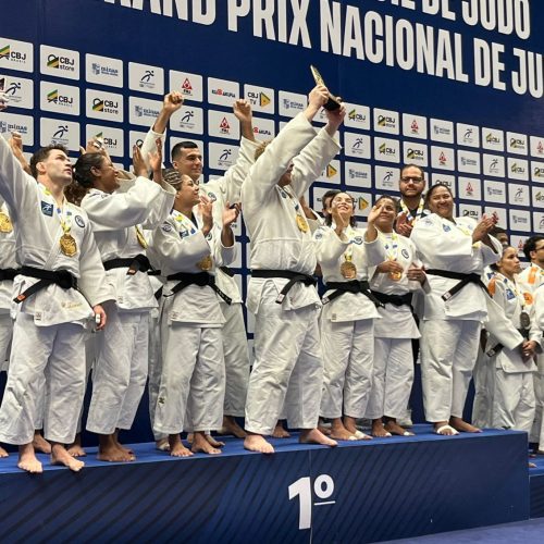 PINHEIROS É CAMPEÃO DO GRAND PRIX NACIONAL DE JUDÔ