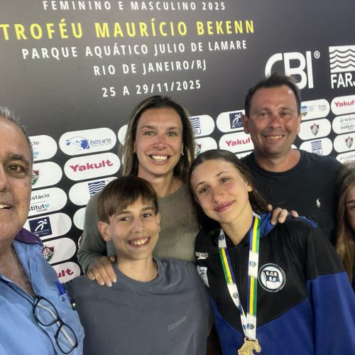 FAMÍLIA DE OURO