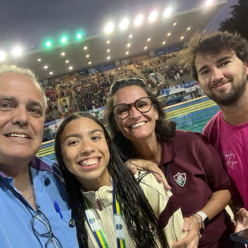 A DONA DO LUGAR MAIS ALTO DO PÓDIO
