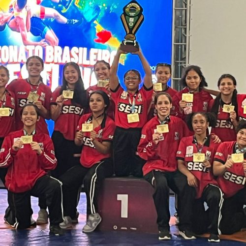 SESI-SP É CAMPEÃO BRASILEIRO DE WRESTLING DE BASE FEMININO