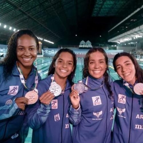 CHUVA DE MEDALHAS